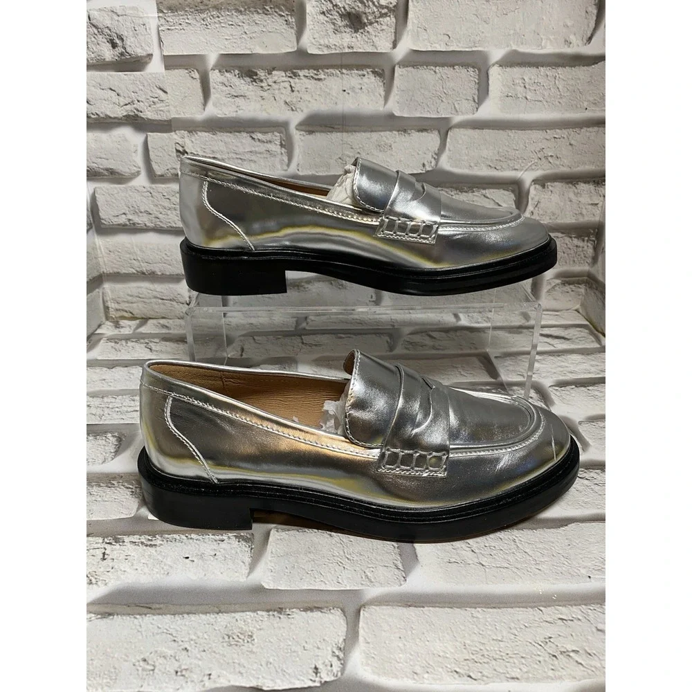 Madewell The Vernon Loafer in Silver Slip On Comfortable Women's Size‎ 8.5
